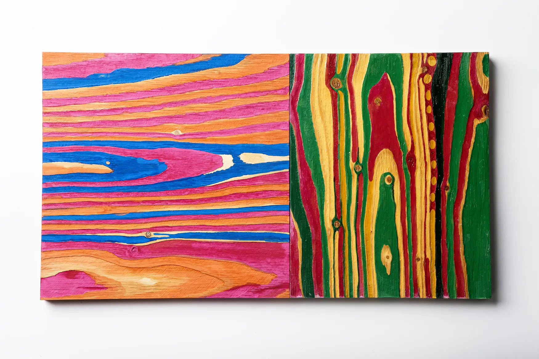 Sunset, oriental powder pigment on wood, H27.5 x W47.7 x D1.5 cm, 2019